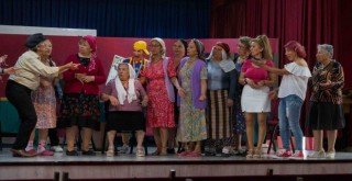 Tiyatro kırsalda filizlendi köy sakinlerinin hayatı değişti