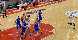 Karşıyaka Belediyespor, İzmir Büyükşehir’e fark yaptı