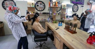 Buca’nın girişimci kadınları örnek oldu