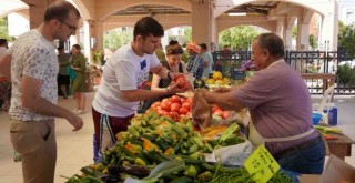 Çeşme’de Plastik Atıksız Üretici Pazarı