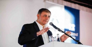 Başkan Tugay’dan TCDD’ye İZBAN çıkışı