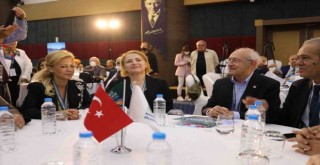 İzmir yerel basın modeli Türkiye'ye örnek oluyor