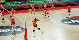 Kaf Kaf filede İstanbul Büyükşehir'i konuk ediyor