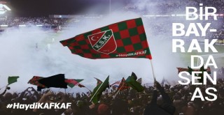 Karşıyaka'dan ''Bir Bayrak da Sen As'' kampanyası