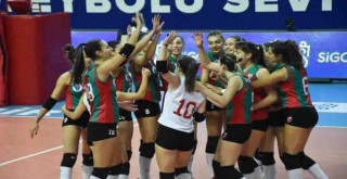 Karşıyaka voleybol takımında vaka sayısı yükseldi