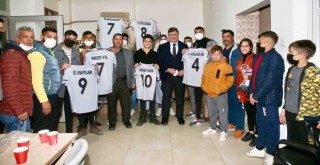 Başkan Tugay’dan Roman gençlere destek