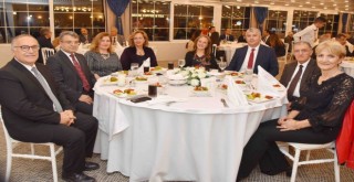 Emekliye ayrılan savcı ve hakimler için uğurlama gecesi düzenlendi