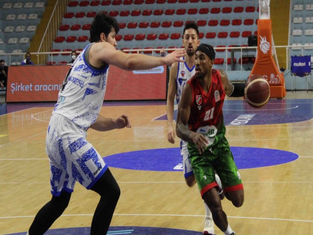 Büyükçekmece Basketbol - Pınar Karşıyaka özet görüntüler