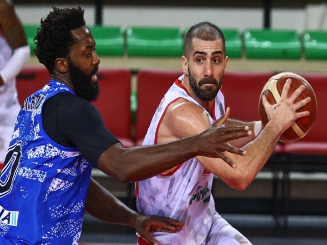 Pınar Karşıyaka-Büyükçekmece Basketbol özet görüntüler
