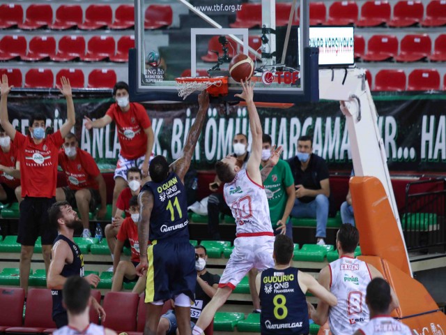 Pınar Karşıyaka-Fenerbahçe Beko Play-Off yarı final 4.maç